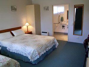 Wintersun Gardens Motel - Perth Resorts 1