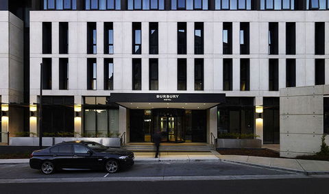 Burbury Hotel - Accommodation Perth 0
