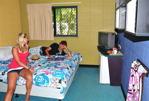 Nomads Cairns Backpackers Resort - Perth Resorts 2