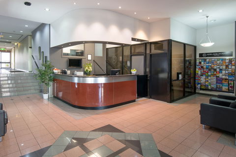 Adelaide Riviera Hotel - Perth Resorts 1
