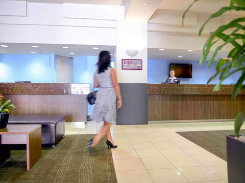 Mercure Grosvenor Hotel Adelaide - Perth Resorts 1