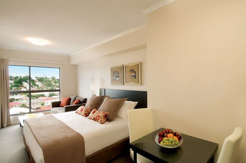 Oaks Aspire - Accommodation Perth 1