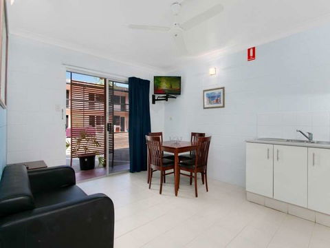 Cairns City Palms - Perth Resorts 0