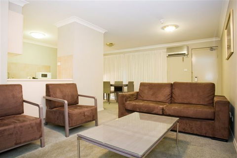 Pinnacle Apartments - Perth Resorts 2