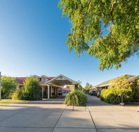 Best Western Ambassador Inn - Perth Resorts