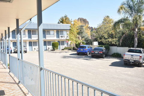 Best Western Motel Farrington - Accommodation Perth 1