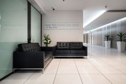 Quest River Park Central - Perth Resorts 4