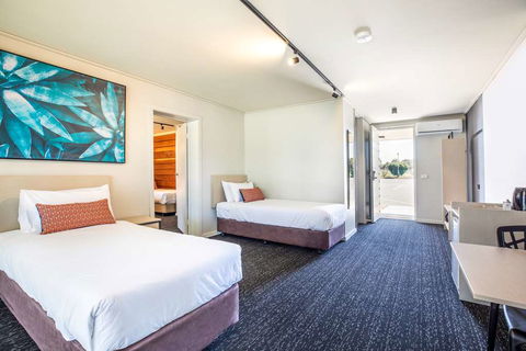 Nightcap At Gateway Hotel - Accommodation Perth 2