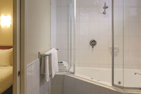 Lake Inn Ballarat - Accommodation Perth 12