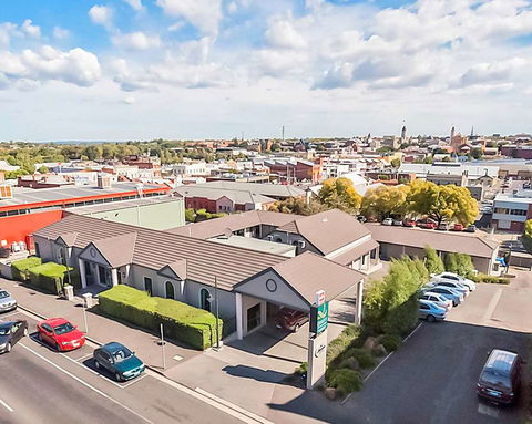Quality Inn & Suites Menzies - Perth Resorts 1