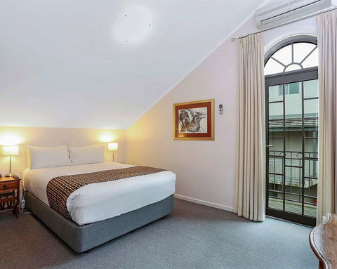 Quality Inn & Suites Menzies - Perth Resorts 8
