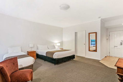 Quality Inn & Suites Menzies - Perth Resorts 16