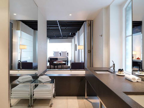 Establishment Hotel - Accommodation Perth 7