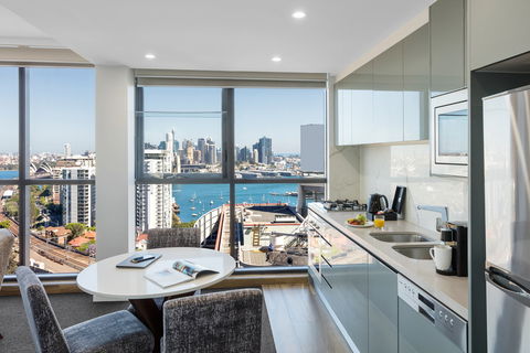 Meriton Serviced Apartments North Sydney - Perth Resorts 6