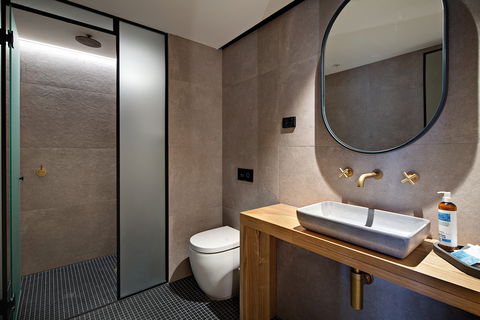 Zara Tower Serviced Apartments - Perth Resorts 6
