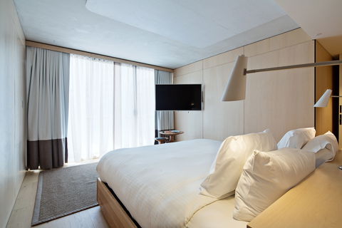 Zara Tower Serviced Apartments - Perth Resorts 17