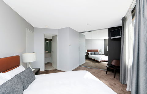 Astra Apartments The Griffin - Perth Resorts 10