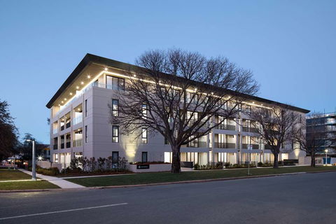 Knightsbridge Canberra - Accommodation Perth 0