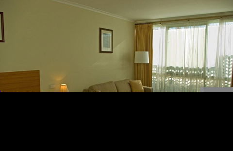 Admiralty Inn - Perth Resorts 3