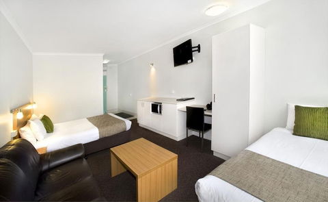 Admiralty Inn - Perth Resorts 6