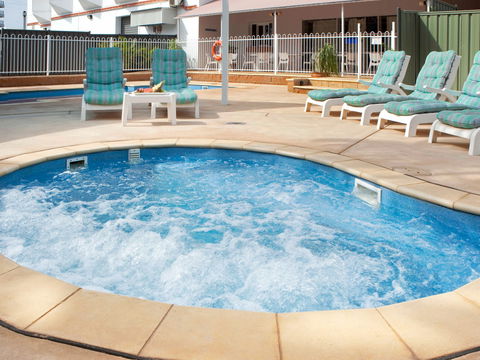 Novotel Darwin Atrium - Perth Resorts 9