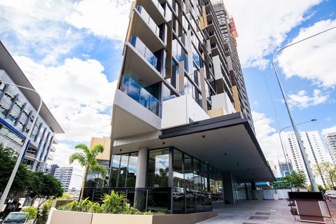 Arise Brisbane One - Perth Resorts 0