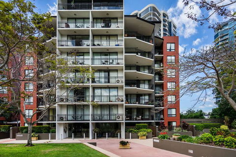The Docks On Goodwin - Perth Resorts 0