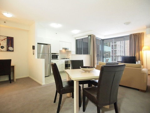 Oaks 212 Margaret - Accommodation Perth 1