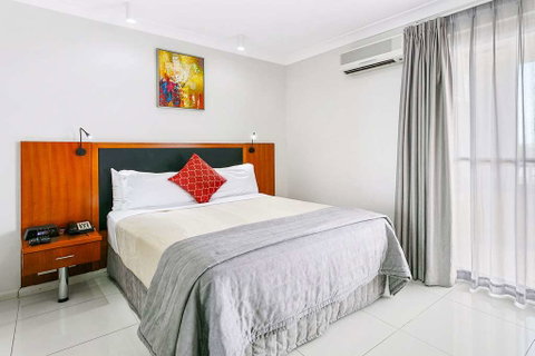 Comfort Inn & Suites Burwood - Perth Resorts 2