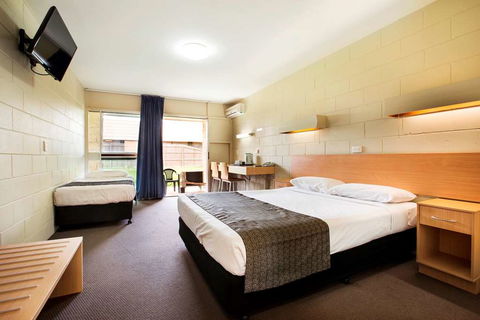 Dalrymple Motel - Accommodation Perth 2