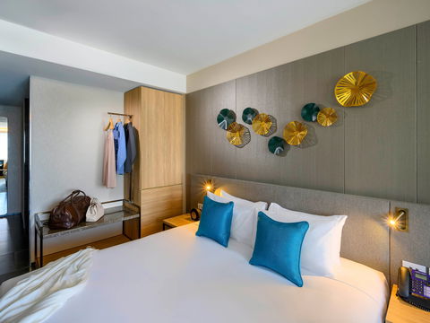 Novotel Melbourne Central - Perth Resorts 0