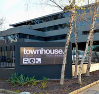 Townhouse Hotel Wagga - Perth Resorts