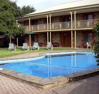 Clare Central Motel