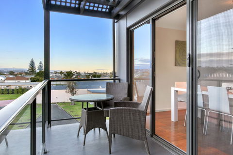 Bellevue On The Lakes - Perth Resorts 1
