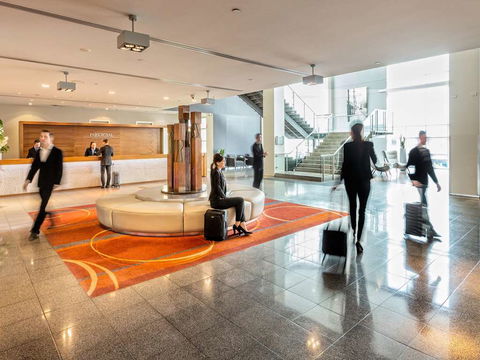 PARKROYAL Melbourne Airport - Accommodation Perth 2