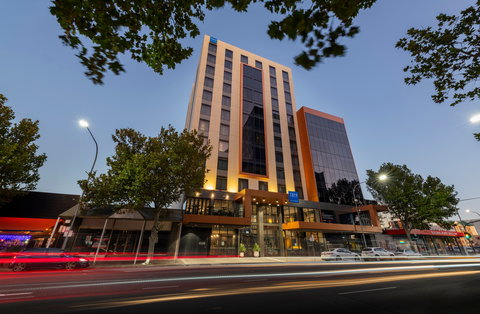 TRYP by Wyndham Pulteney Street - Accommodation Perth 0