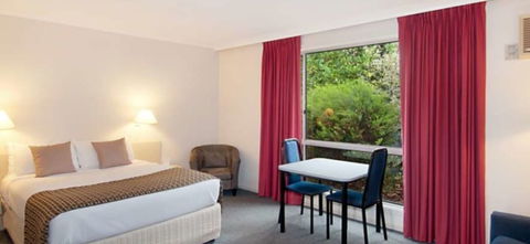 Hotel Ringwood Lake - Perth Resorts 0