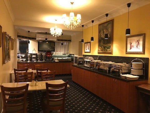 Albury Georgian - Perth Resorts 1