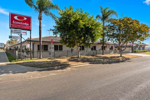 Econo Lodge Moree Spa Motor Inn - Accommodation Perth 0