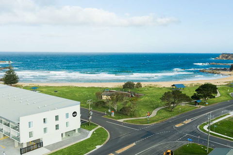 Abode Malua Bay - Perth Resorts 1