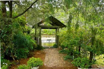 Kemeys Mountain Hideaway - Accommodation Perth 0
