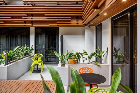 Jasper Hotel - Accommodation Perth 0