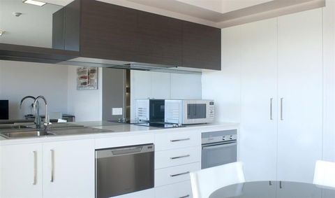Abode Tuggeranong - Perth Resorts 1