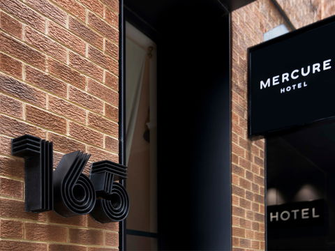 Mercure Sydney Martin Place - Perth Resorts 1