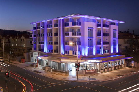 Jephson Hotel - Accommodation Perth 0