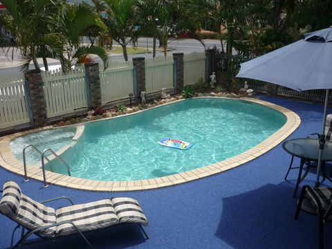 Lantern Motor Inn - Accommodation Perth 2