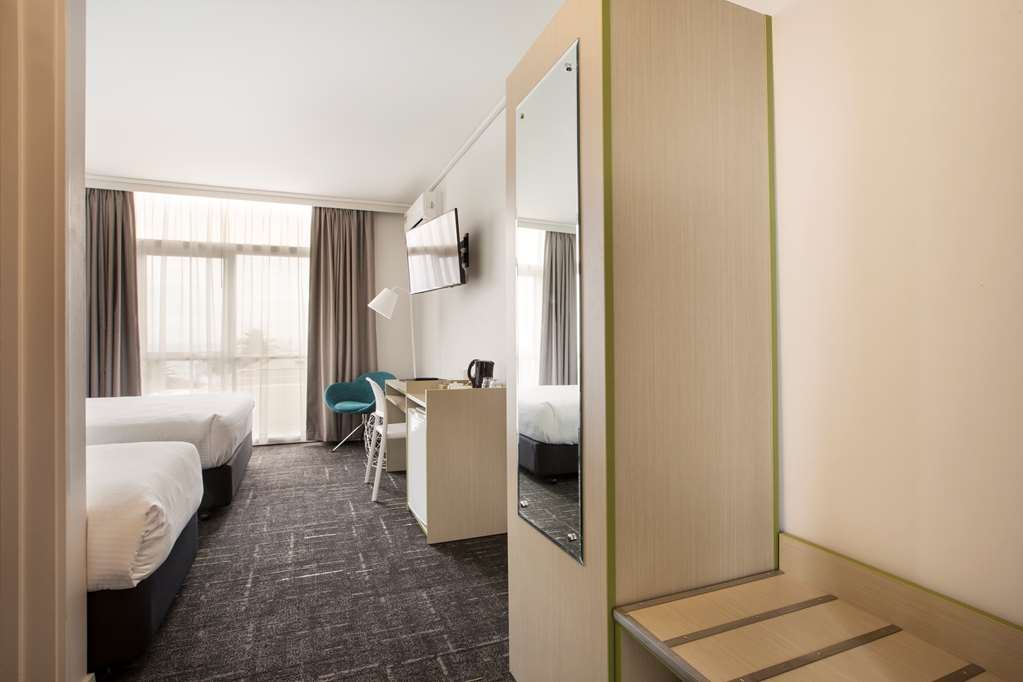 Sandringham VIC Perth Resorts