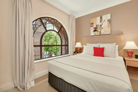 The Manor Apartment Hotel - Accommodation Perth 2