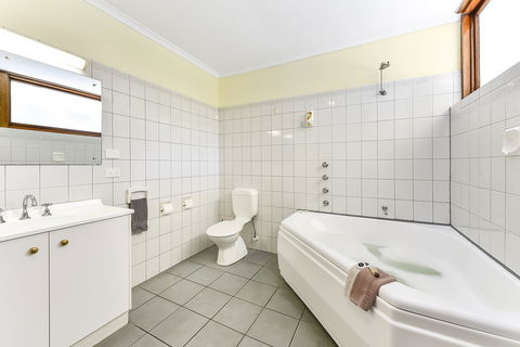 William Macintosh Motor Lodge - Accommodation Perth 2