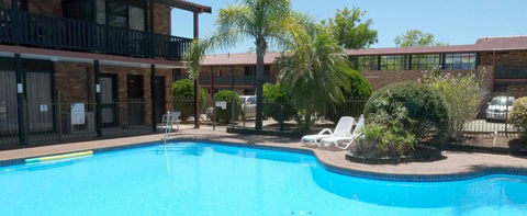 Maclin Lodge - Accommodation Perth 1